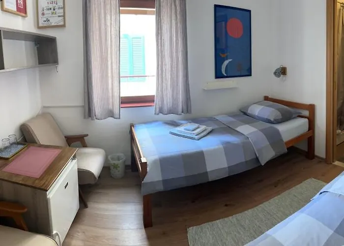Fjaka Penzion Split