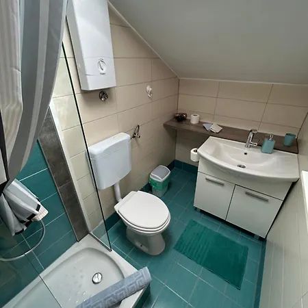 Fjaka בית הארחה ספליט