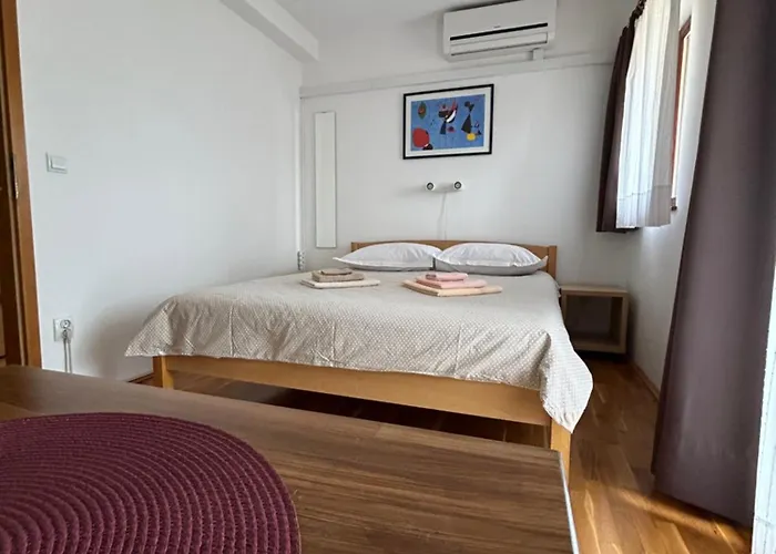 Fjaka Guest house 3*
