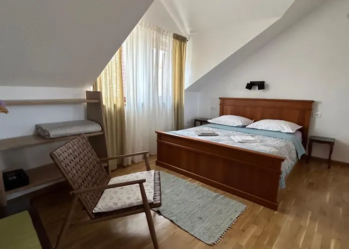 Guest house Fjaka Split